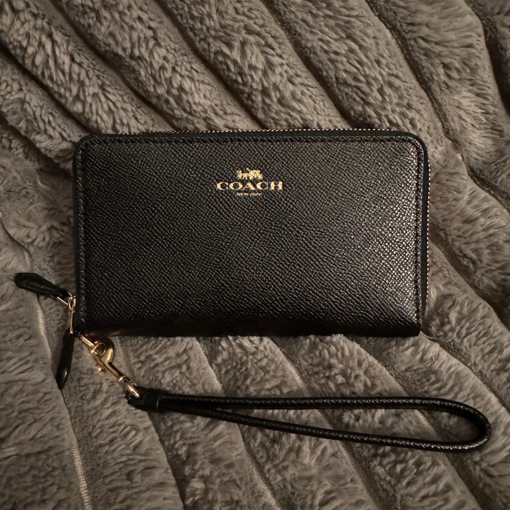 Coach Leather Double Zip Gold/Black Wallet